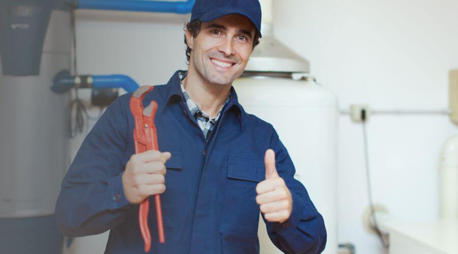Professional expert plumbing services in Des Moines, IA